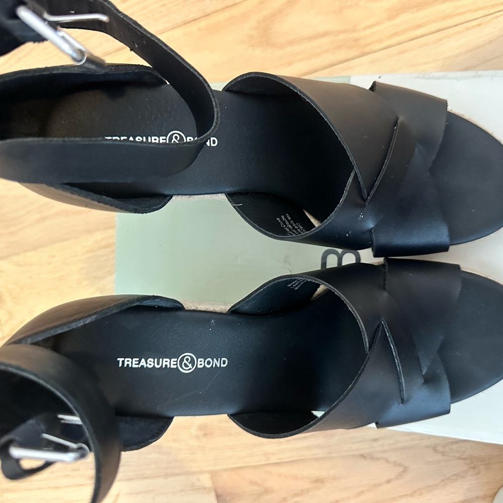 Treasure & Bond Black Strappy Heels